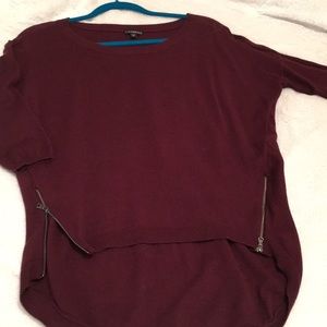 Express sweater (s)